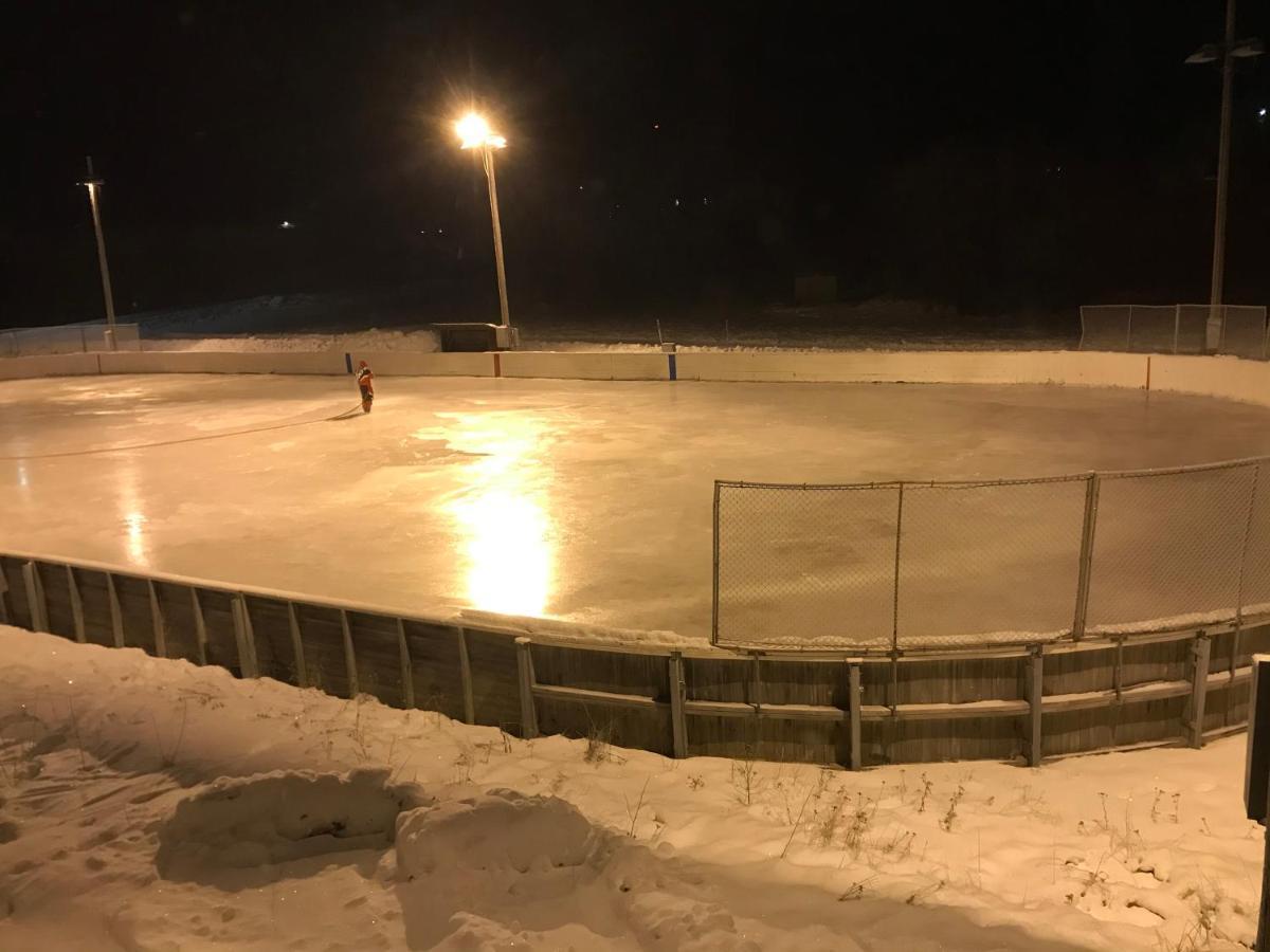 Asens Vandrarhem Uvboet Älvdalen Exterior foto