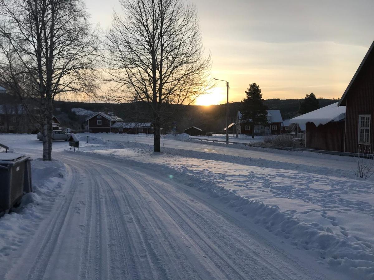 Asens Vandrarhem Uvboet Älvdalen Exterior foto